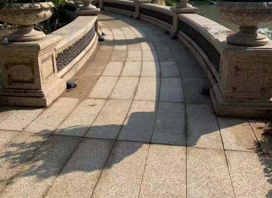 黃金麻石材多少錢.jpg